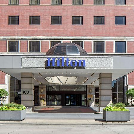 Hilton Minneapolis Exterior foto